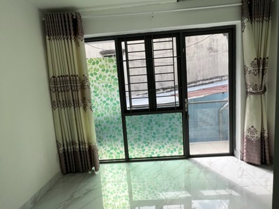 Nhà ngay chợ Bà Chiểu Bình Thạnh, cần nhà chợ tiện ích an ninh,3PN 2