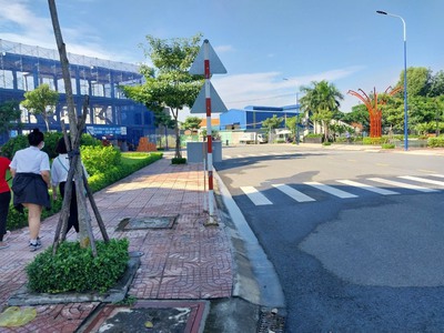 Nhà phố thuận an, nhà phố bình chuẩn, bình dương khép kín mà chỉ có 3ty2, gần charm city ở ngã tư 0