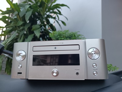 Bán đầu cd giải mã amly marantz 611 +loa sanui c-300bt 7