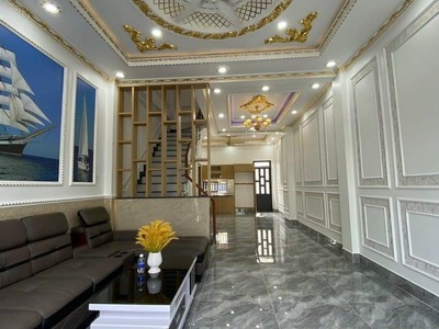 Cần Bán Nhà Mặt Phố Kinh Doanh 5