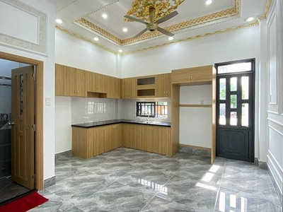 Cần Bán Nhà Mặt Phố Kinh Doanh 1