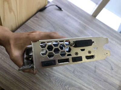 RX 580 -8gb MSI Amor siêu mát 4