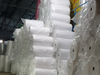 Màng pe poam bọc bàn ghế 0