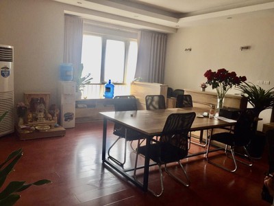 Cần bán gấp căn chung cư 156m2, 3PN, 2WC, view đẹp, ở sướng, giao thông thuận lợi 3.5 tỷ 2