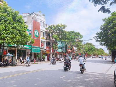 Bán nhà mặt đường Trần Nguyên Hãn, ngang 5m 0
