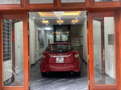 Trung tâm nguyễn văn cừ 85m2 - 5 tầng   ô tô   thang máy   gần phố - tiện ích cực tốt 0