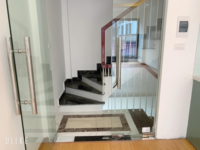  nhỉnh 4 tỷ có ngay căn nhà 35m2 - 5 tằng - phố trạm - ga ra ô tô - ngõ thông. 3