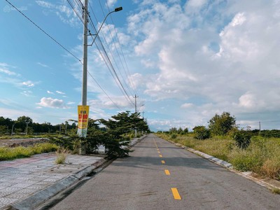 Bán gấp lô đất khu Mega City Kon Tum, mặt tiền đường nhựa 33m, rẻ hơn so với thị trường 150Tr 3