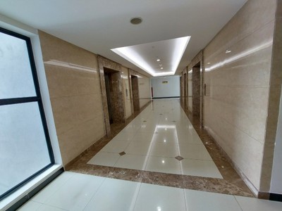 Chính chủ bán R2 Goldmark City BắcTừ Liêm 85m2, 2ngủ,2 vs, nội thất vip chỉ  2.x tỷ 0