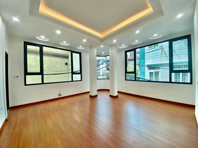 Bán nhà 4.2m x 20 đường xe hơi ra vô, cách lê văn khương 500m, cách đặng thúc vịnh 250m 0