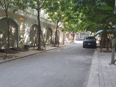 Bán liền kề khu đô thị đô nghĩa, 75m2, 5m tiền 5t, hoàn thiện đẹp, ở luôn, 10 tỷ. 1