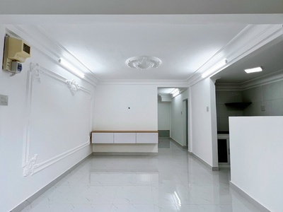 Giảm 350 triệu - Nhà Lầu Vị Trí Đẹp - Kế Công Viên - Siêu Thị Vincom Hùng Vương 2