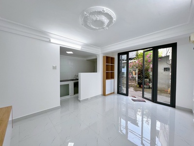 Giảm 350 triệu - Nhà Lầu Vị Trí Đẹp - Kế Công Viên - Siêu Thị Vincom Hùng Vương 4