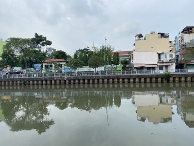 Cho thuê mặt bằng 2 mặt tiền đường Trường Sa - Quận 3 1