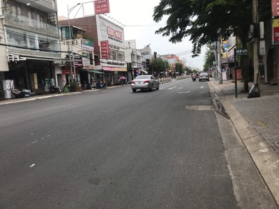 Cho thuê mặt bằng 1 trệt 3 lầu mới đường 30/4, tp vũng tàu 1