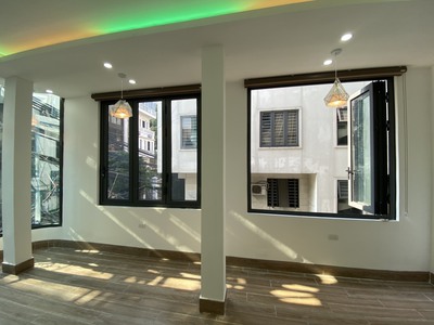 Cho thuê tầng 2 3 4 nhà 2 mặt phố sầm uất, tai 95 phố Phúc Tân, quận Hoàn Kiếm, Hà Nội. 6