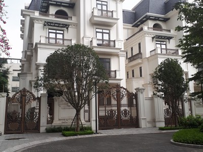 Biệt thự đơn lập cầu giấy, gần hồ 18ha, diện tích 267m2 0
