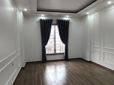 Nhà 56mx 4 tầng mặt đường Phú Xá Kinh Doanh buôn bán tốt, Cần bán Gâp 4