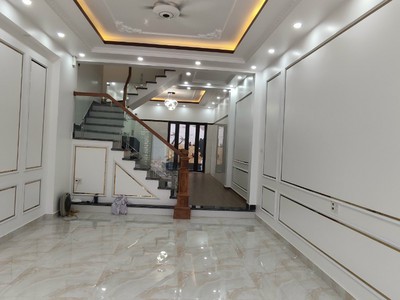 Nhà 56mx 4 tầng mặt đường Phú Xá Kinh Doanh buôn bán tốt, Cần bán Gâp 6
