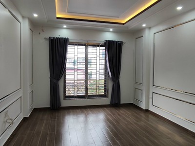 Nhà 56mx 4 tầng mặt đường Phú Xá Kinh Doanh buôn bán tốt, Cần bán Gâp 7