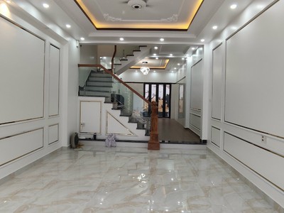 Nhà 56mx 4 tầng mặt đường Phú Xá Kinh Doanh buôn bán tốt, Cần bán Gâp 11