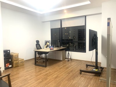 Gia đình bán căn á hậu t05, căn hộ view thoáng 2