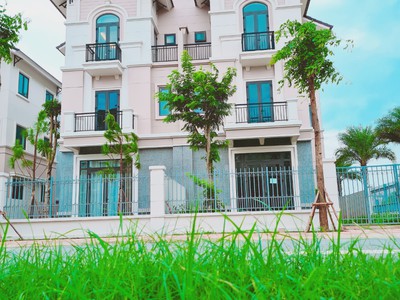 Chính chủ cần tiền bán gấp căn biệt thự song lập 135m2 2