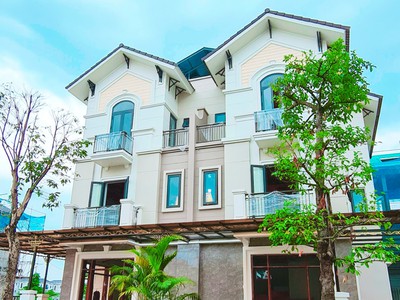 Chính chủ cần tiền bán gấp căn biệt thự song lập 135m2 3