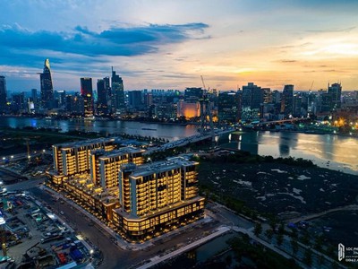 Cần bán gấp shophouse vị trí đẹp và 2 căn hộ 4PN Metropole 2