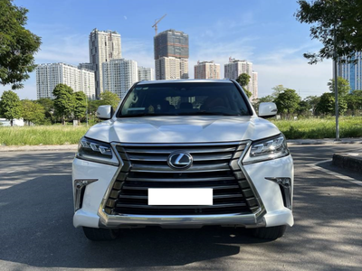 Cần bán gấp LX570 xe không đâm đụng ngập nước 1