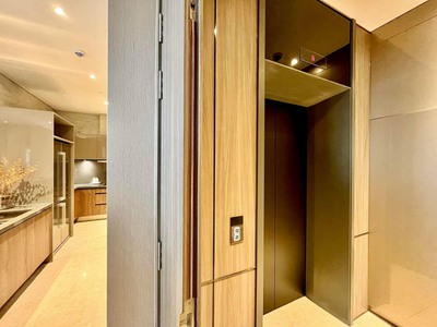 MT Nguyễn Đình Chiểu, ĐaKao, Q1 - The MarQ 3PN 120m2 - Sảnh thang máy riêng - Chỉ 18,5 tỷ 0