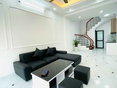 Mai lâm đông anh. nhà đẹp mới, oto đỗ cổng. full nội thất gắn tường.gần cầu đông trù. giá nhỉnh 2 0