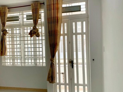 Nhà phố sổ hồng riêng dân cư hiện hữu mua dọn vô ở liền 3