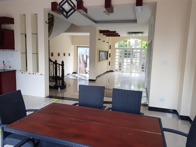 Đẳng s cấp quận 7, diện tích lớn, mặt tiền bề thế, tặng biệt thự hơn chục tỷ. 2