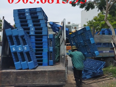 Thùng dell i5 gen 10 ram 4g 422