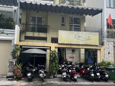 Thùng dell i5 gen 10 ram 4g 930