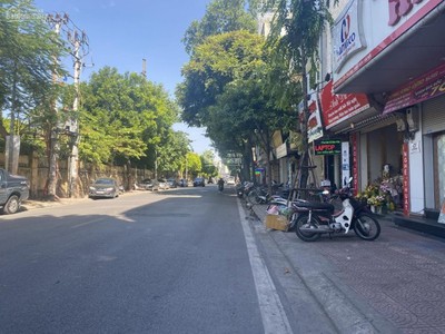 Cho thuê nhà mặt phố Phan Kế Bính, 80m, 2 Tầng, MT 6m, Mọi mô hình kinh doanh, 35tr/tháng 0