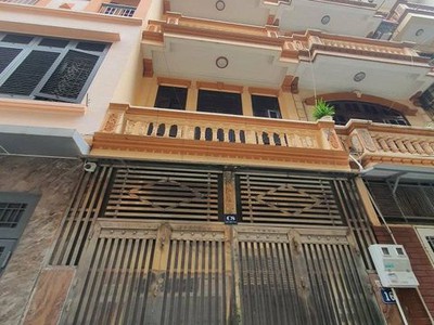 Án nhà cầu giấy - phân lô ô tô tránh - gara  - ô chờ thang máy - kinh doanh tốt   chỉ hơn 8 tỷ. 2