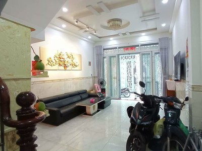 Nhà 56m2  rẻ nhất khu vực an dương vương quận 8 giá 5.6 tỷ 1