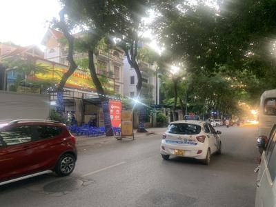 Chính chủ cần bán lô đất 275m2 ở bán đảo Linh Đàm 2