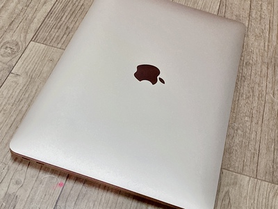Macbook Air M1 2020 Gold như mới pin Xạc 14 lần giá siêu tốt 0
