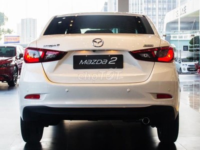 Mazda 2 Luxury 2019 Sedan Trắng Sản xuất 10/2019 0