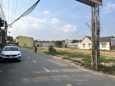 Đất nền vị trí đẹp giá rẻ - Dĩ An, Bình Dương 3