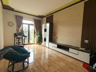 Chính chủ gửi bán căn nhà 3 tầng tuyệt đẹp tại Lưu Kiếm, Thuỷ Nguyên Diện tích: 120,8m2. 3