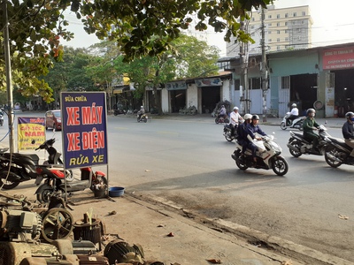 Cần cho thuê nhà mặt đường 320 Hùng vương đối diện Ga thượng Lý 4