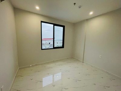 Chính chủ cho thuê căn hộ Star Tower 2 PN, tầng 5, chỉ 4triệu7/tháng, 8