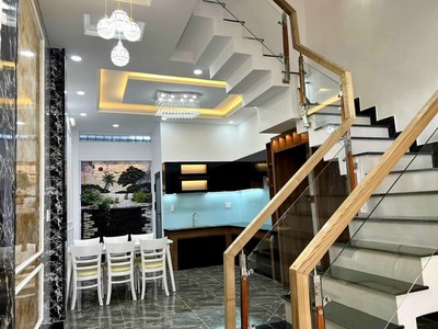 Nhà phố mặt tiền giá rẻ siêu đẹp, thiết kế theo kiểu Châu Âu, sang trọng , hiện đại 4