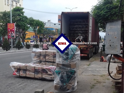 Xe nâng tay tại bình dương giá rẻ - mới 100 3