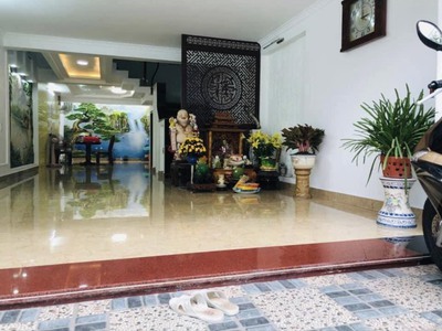 Cho thuê nhà nguyên căn tại Kiều Sơn, Văn Cao. Nhà chia phòng thiết kế cực đẹp. 1