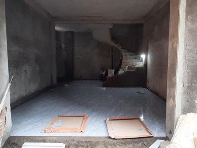  Cần bán nhà xây mới 5 tầng, 3 căn liền kề ngõ Vĩnh Hưng. Ô tô con vào dc nhà. 4